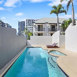 Parkview Aparthotel